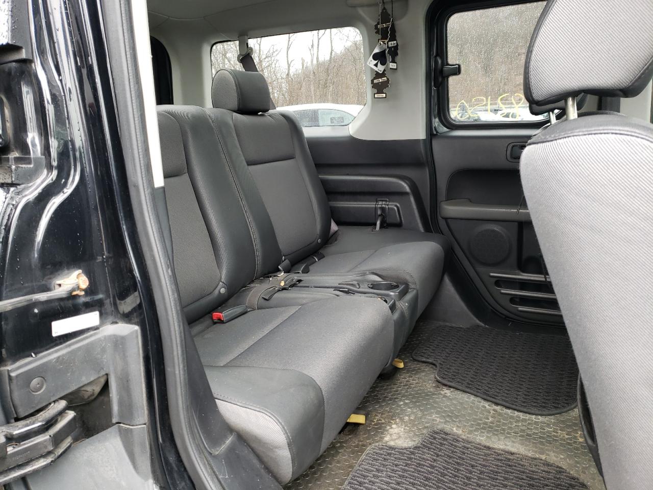Photo 6 from auction – 2005 HONDA ELEMENT EX with VIN 5J6YH28645L006707