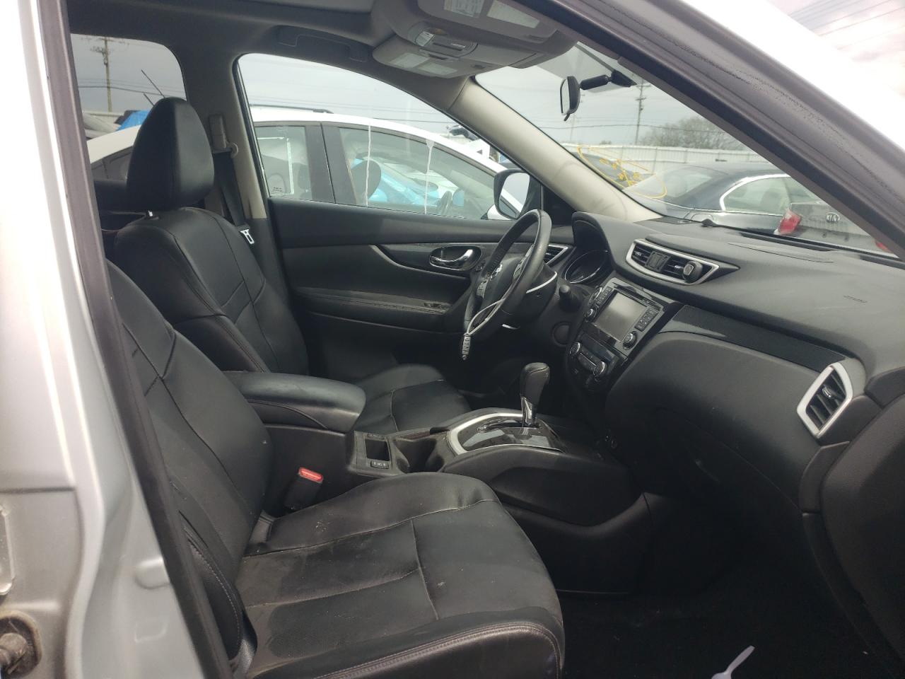 Photo 5 from auction – 2016 NISSAN ROGUE S with VIN 5N1AT2MT8GC762511