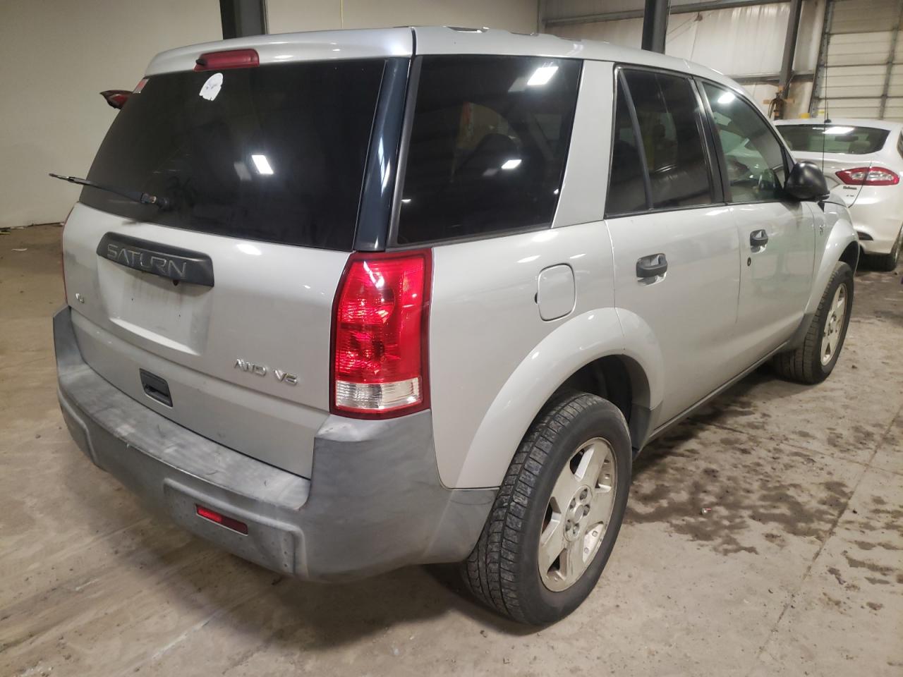Photo 4 from auction – 2004 SATURN VUE with VIN 5GZCZ63434S814706