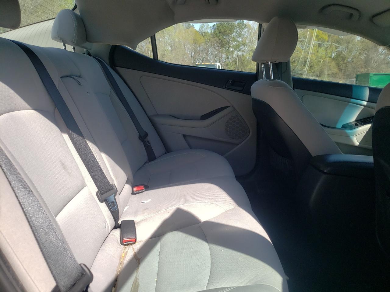 Photo 6 from auction – 2014 KIA OPTIMA LX with VIN 5XXGM4A74EG268772