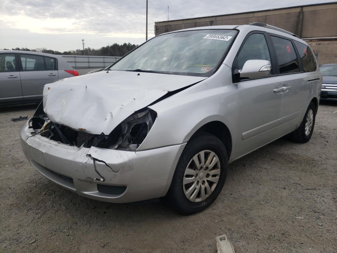 Photo 2 from auction – 2012 KIA SEDONA LX with VIN KNDMG4C76C6440609