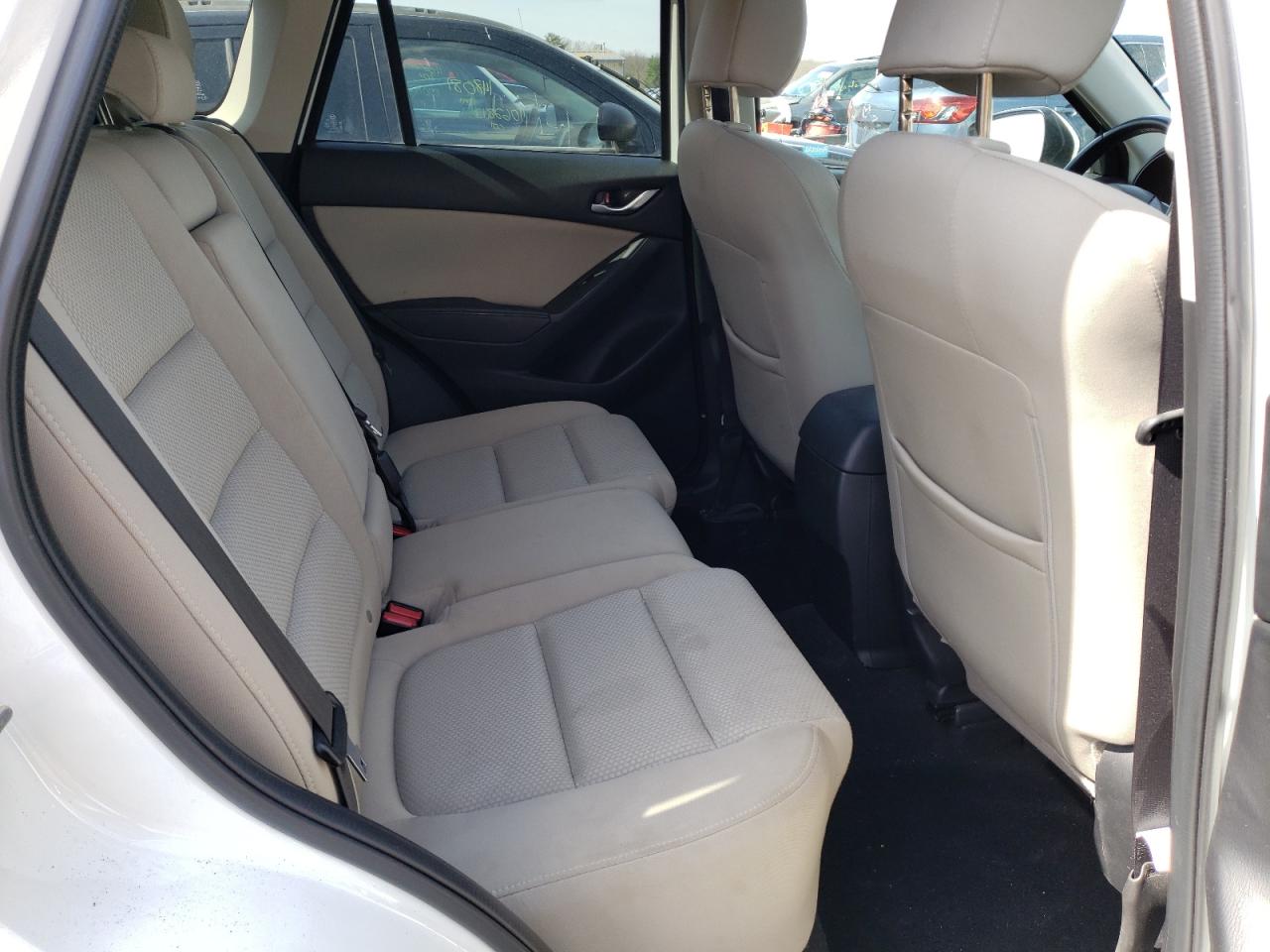 Photo 6 from auction – 2016 MAZDA CX-5 TOURI with VIN JM3KE4CY1G0740645