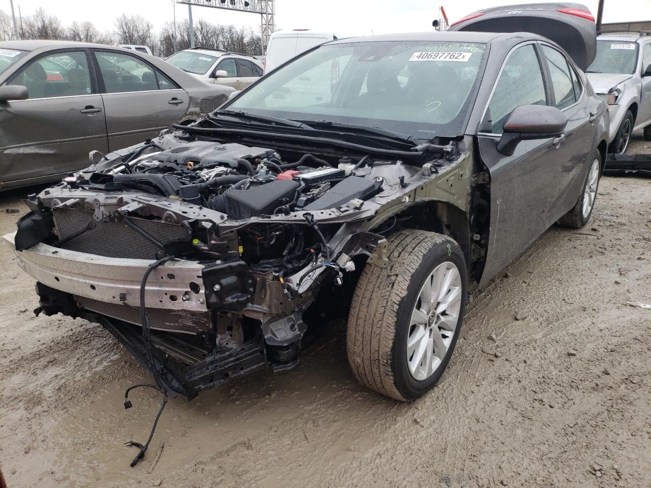 Photo 2 from auction – 2020 TOYOTA CAMRY LE with VIN 4T1C11AK2LU995969