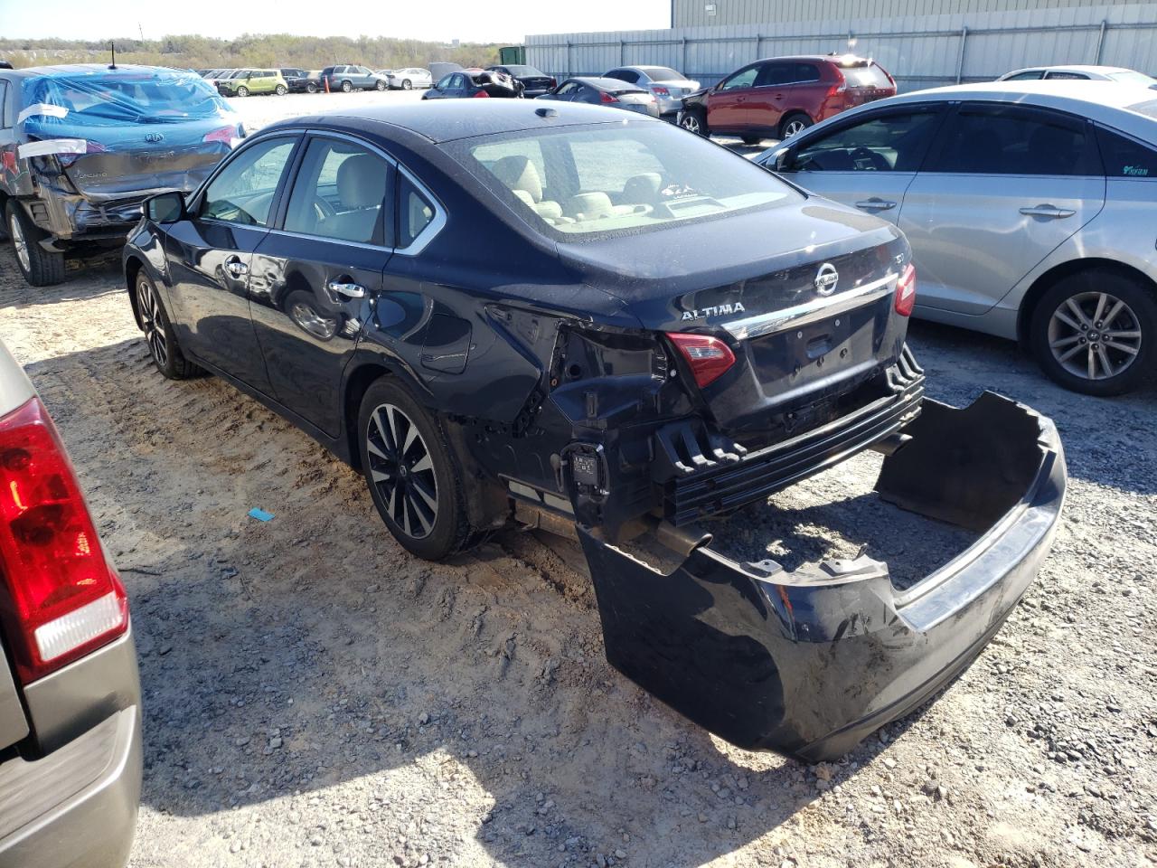 Photo 3 from auction – 2018 NISSAN ALTIMA 2.5 with VIN 1N4AL3AP1JC150973