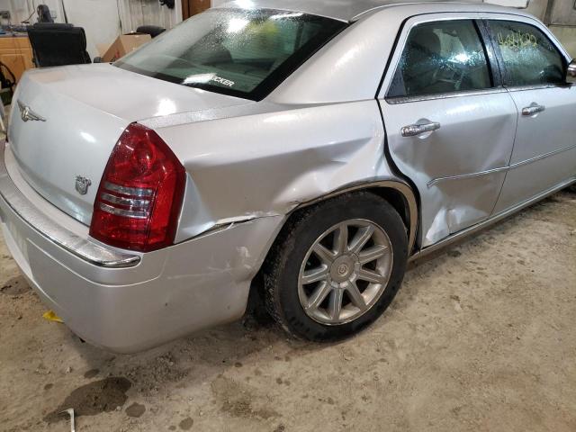 Photo 9 from auction – 2005 CHRYSLER 300C with VIN 2C3JA63H65H686686