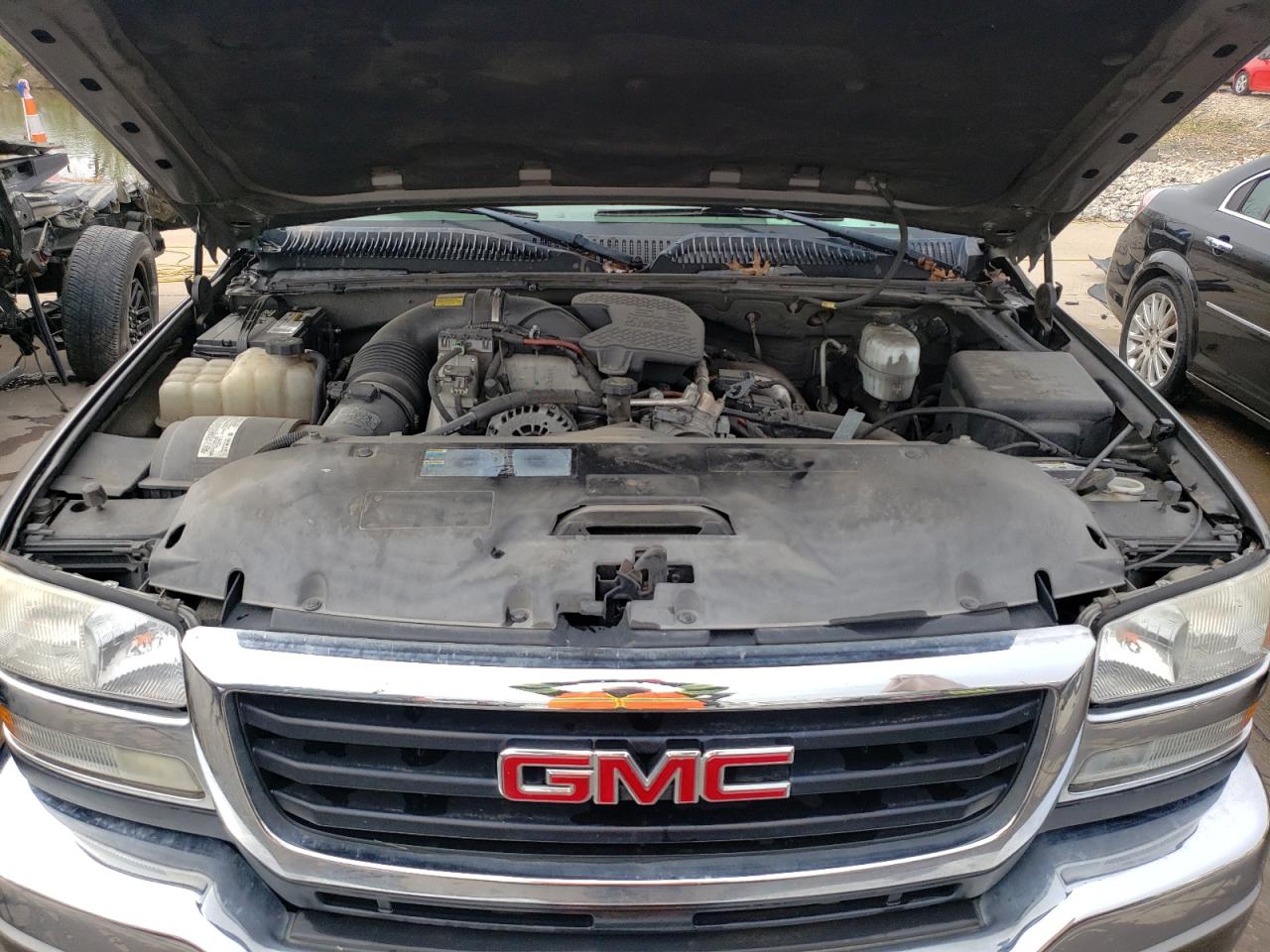 Photo 7 from auction – 2006 GMC SIERRA K25 with VIN 1GTHK23D66F153592