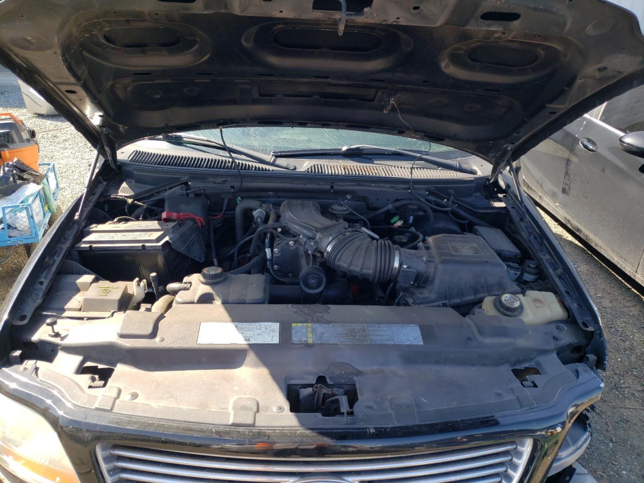 Photo 7 from auction – 2003 FORD F150 SUPER with VIN 1FTRW07323KC69468