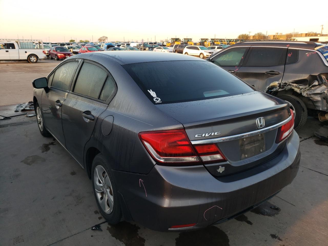 Photo 3 from auction – 2015 HONDA CIVIC LX with VIN 19XFB2F57FE001259