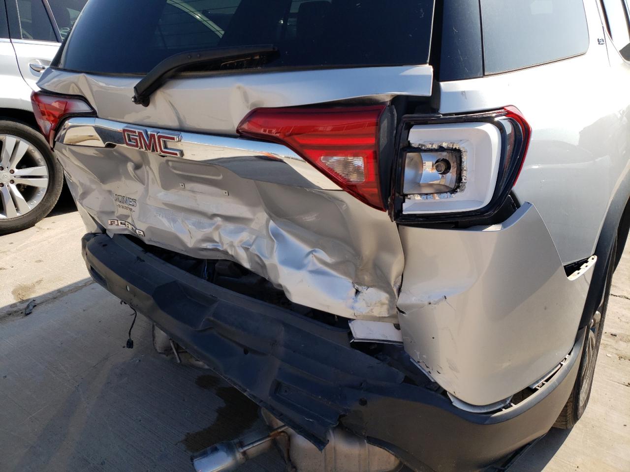 Photo 9 from auction – 2019 GMC ACADIA SLT with VIN 1GKKNMLS9KZ262715