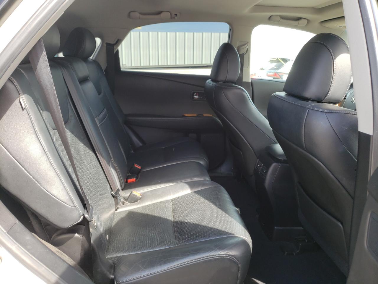 Photo 6 from auction – 2015 LEXUS RX 450H with VIN 2T2ZB1BA3FC004504