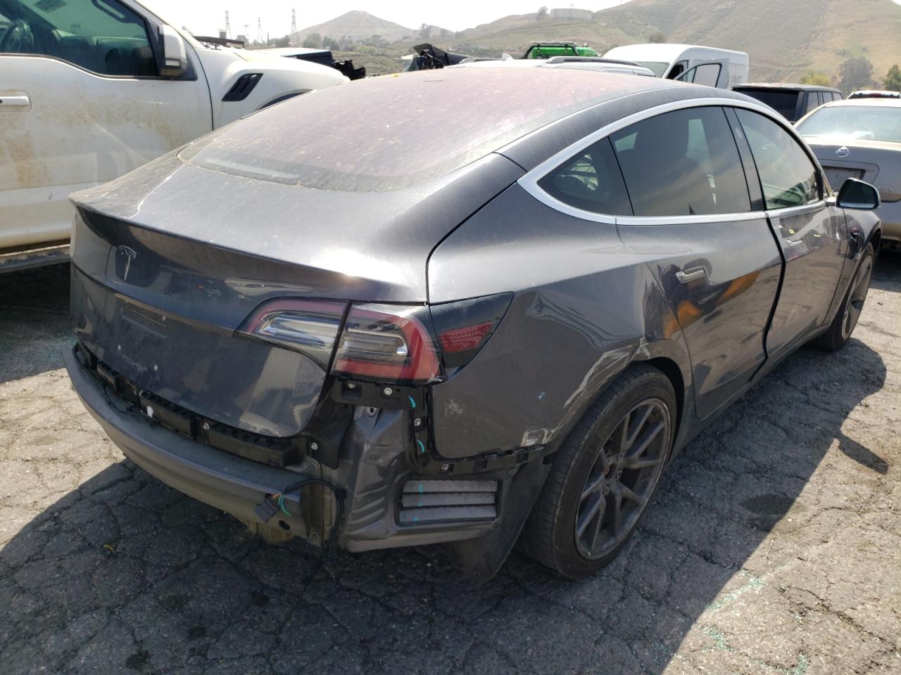 Photo 4 from auction – 2018 TESLA MODEL 3 with VIN 5YJ3E1EA8JF045132