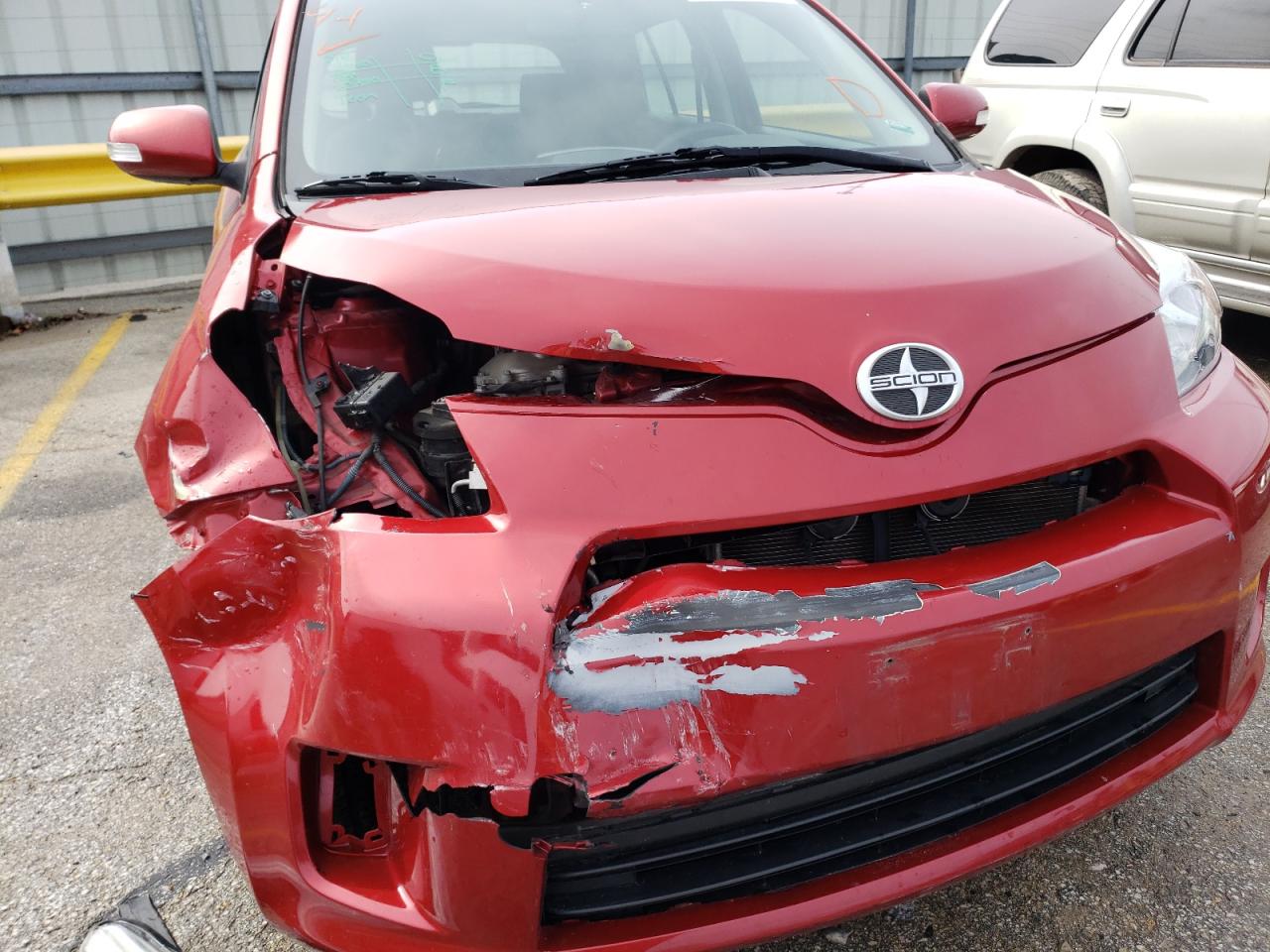 Photo 9 from auction – 2014 TOYOTA SCION XD with VIN JTKKUPB49E1046040