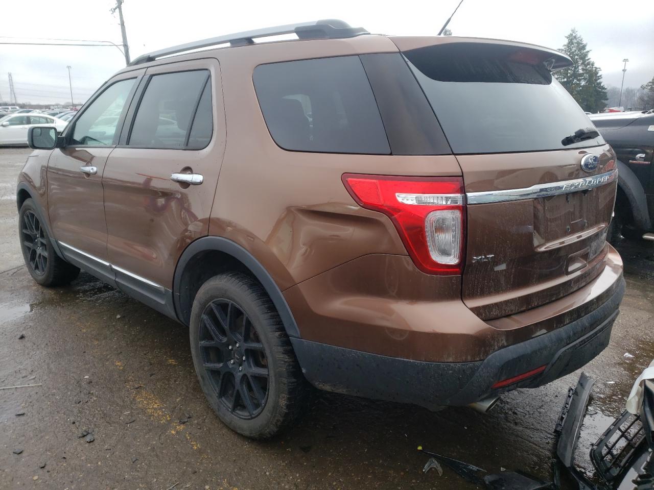 Photo 3 from auction – 2012 FORD EXPLORER X with VIN 1FMHK8D80CGB00022