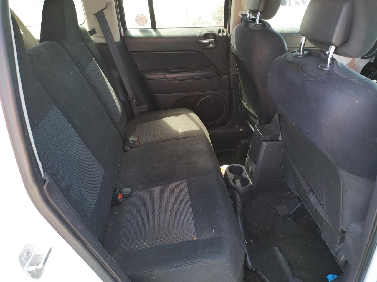 Photo 6 from auction – 2016 JEEP PATRIOT SP with VIN 1C4NJPBB9GD536653