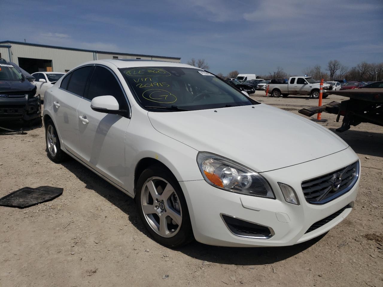 VOLVO S60 T5 2013 with VIN YV1612FS0D2201915 - Photo from auction