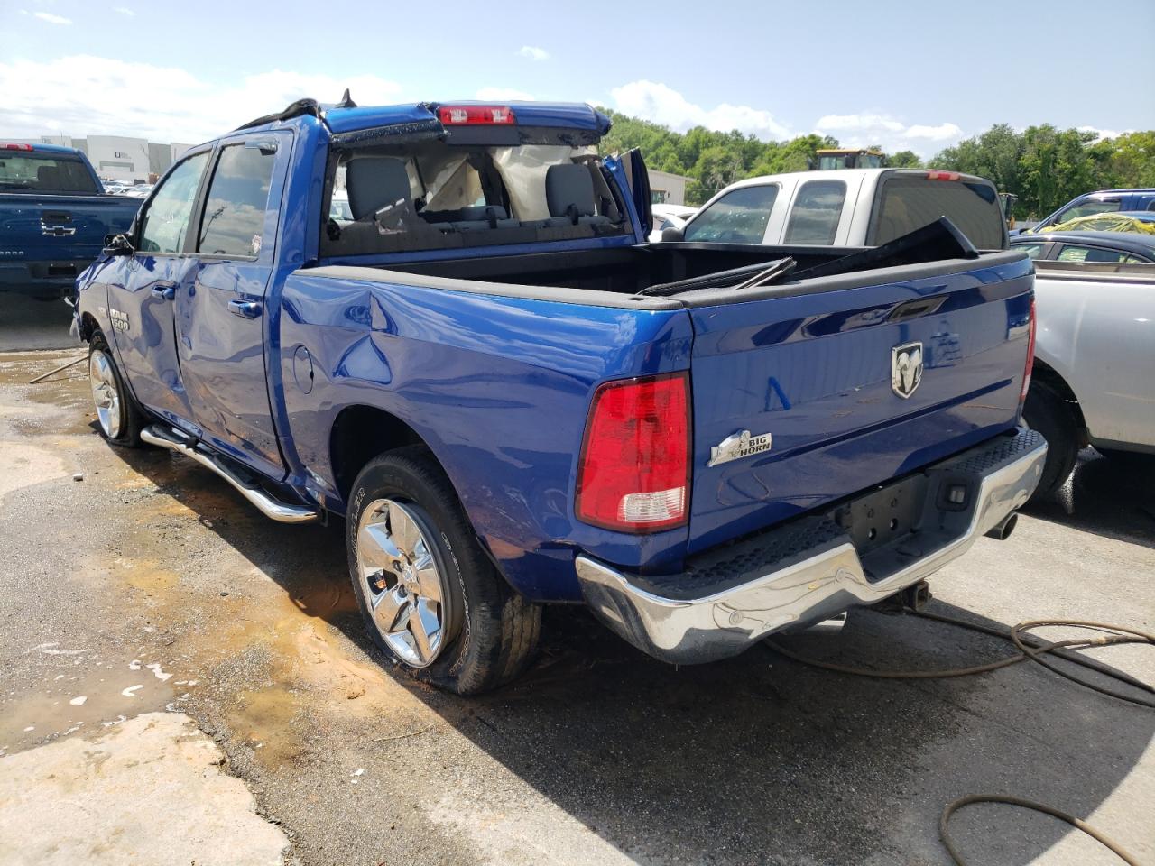 Photo 3 from auction – 2019 RAM 1500 CLASS with VIN 1C6RR6LT6KS563607