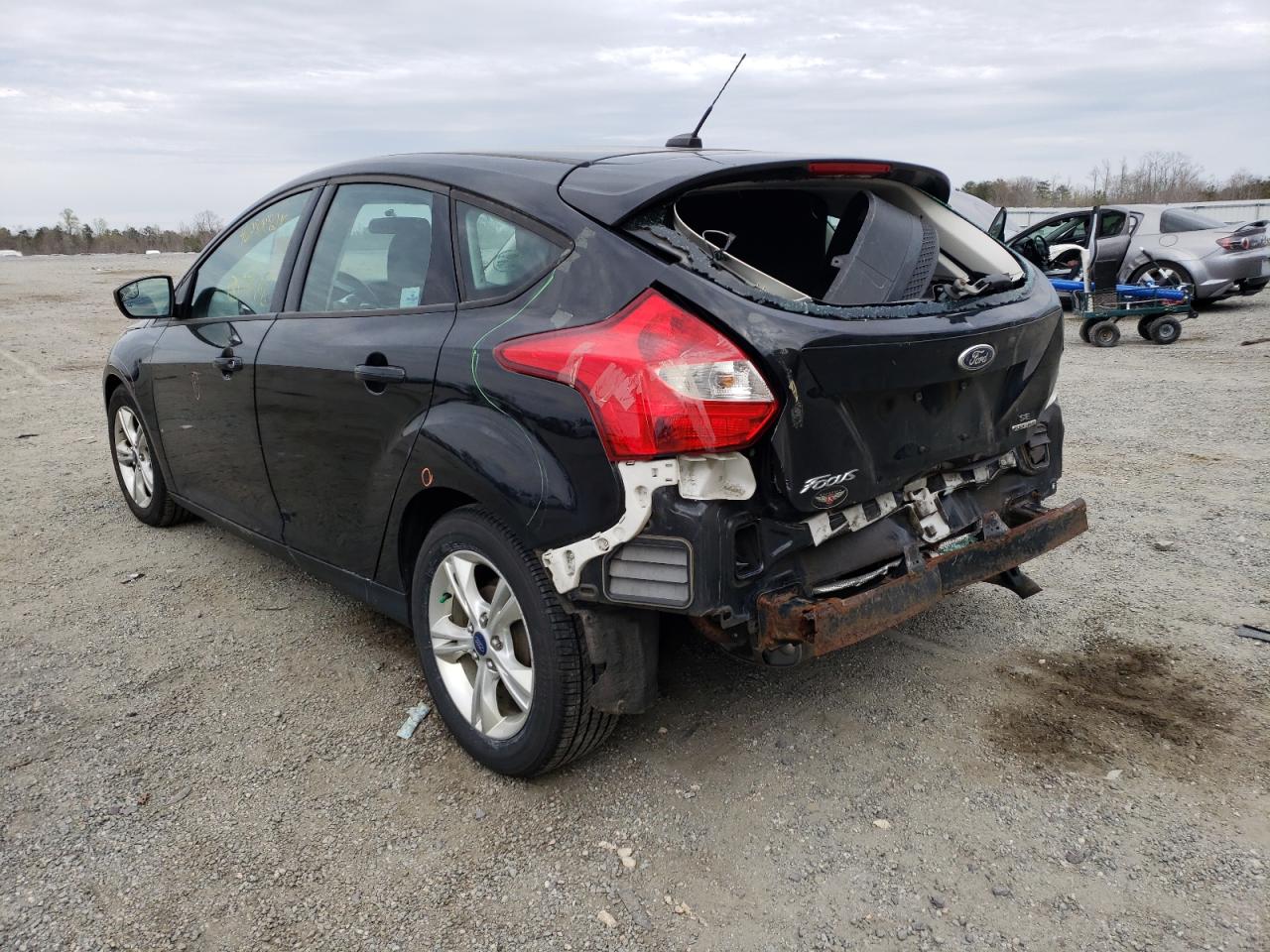 Photo 3 from auction – 2014 FORD FOCUS SE with VIN 1FADP3K28EL153783