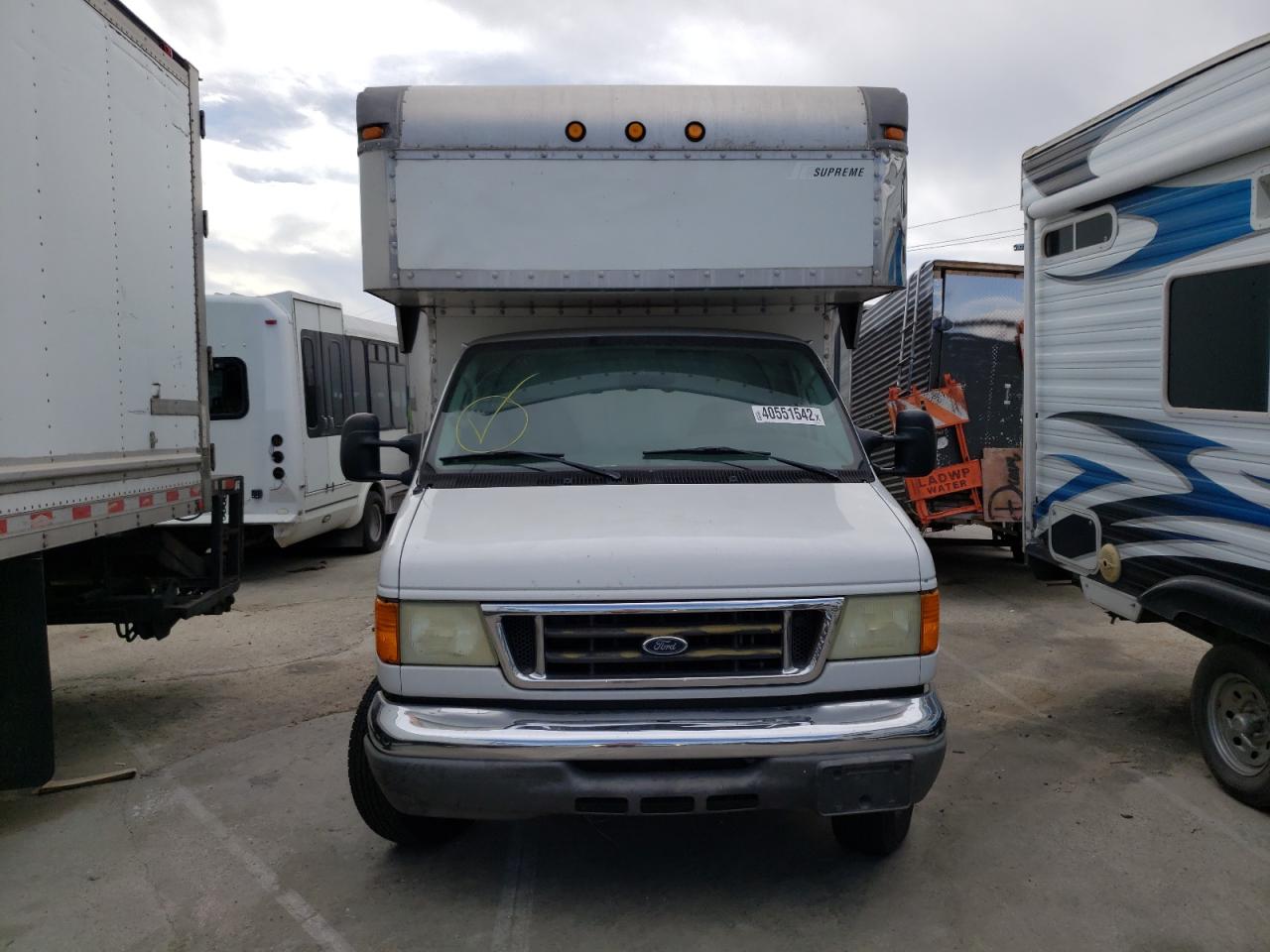 Photo 9 from auction – 2006 FORD ECONOLINE with VIN 1FDWE35P76HB15266