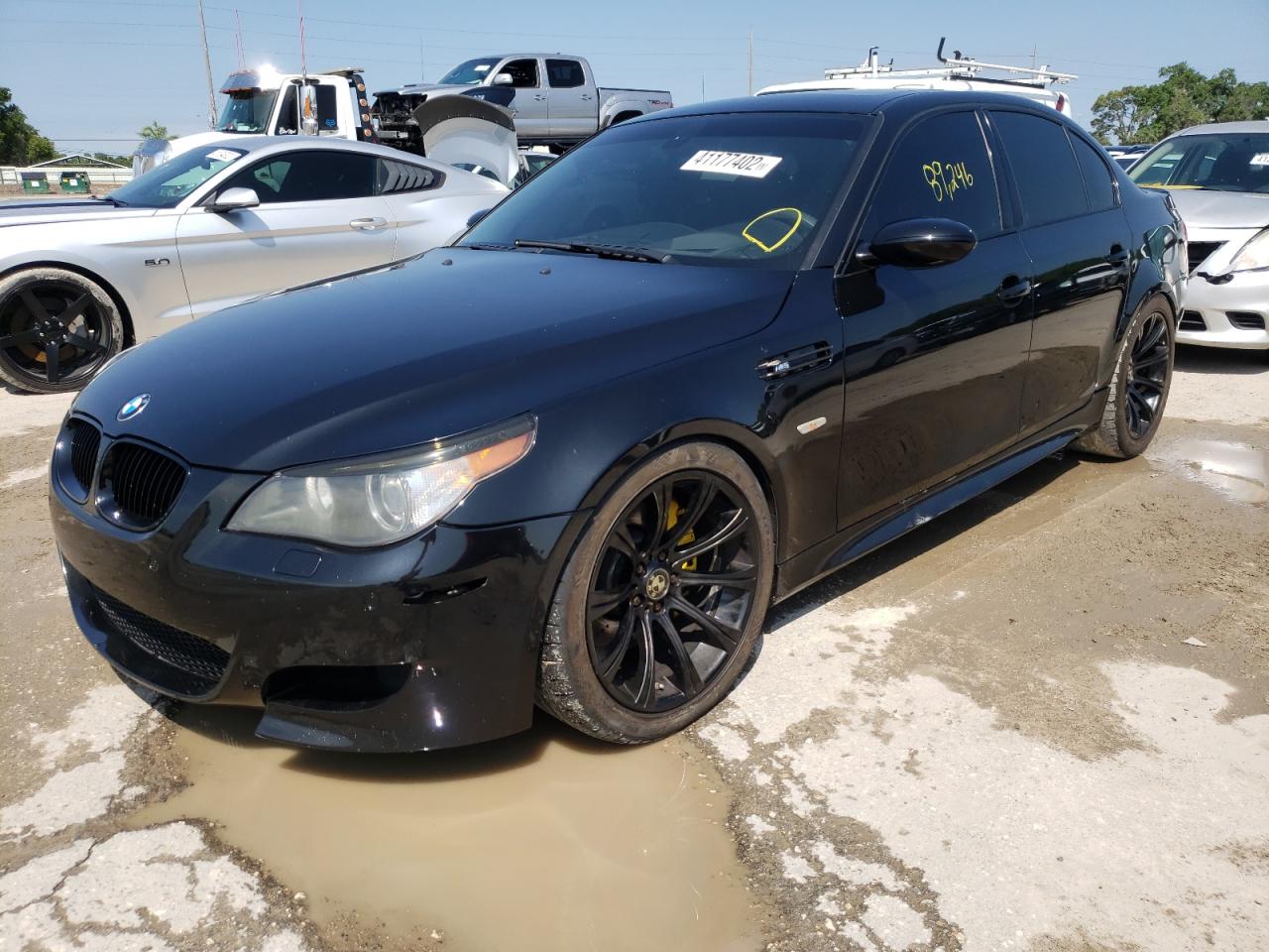 Photo 2 from auction – 2006 BMW M5 with VIN WBSNB93506B583543