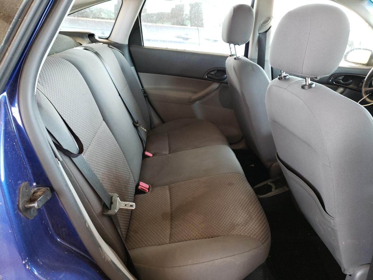Photo 6 from auction – 2005 FORD FOCUS ZX5 with VIN 3FAFP37N65R155352