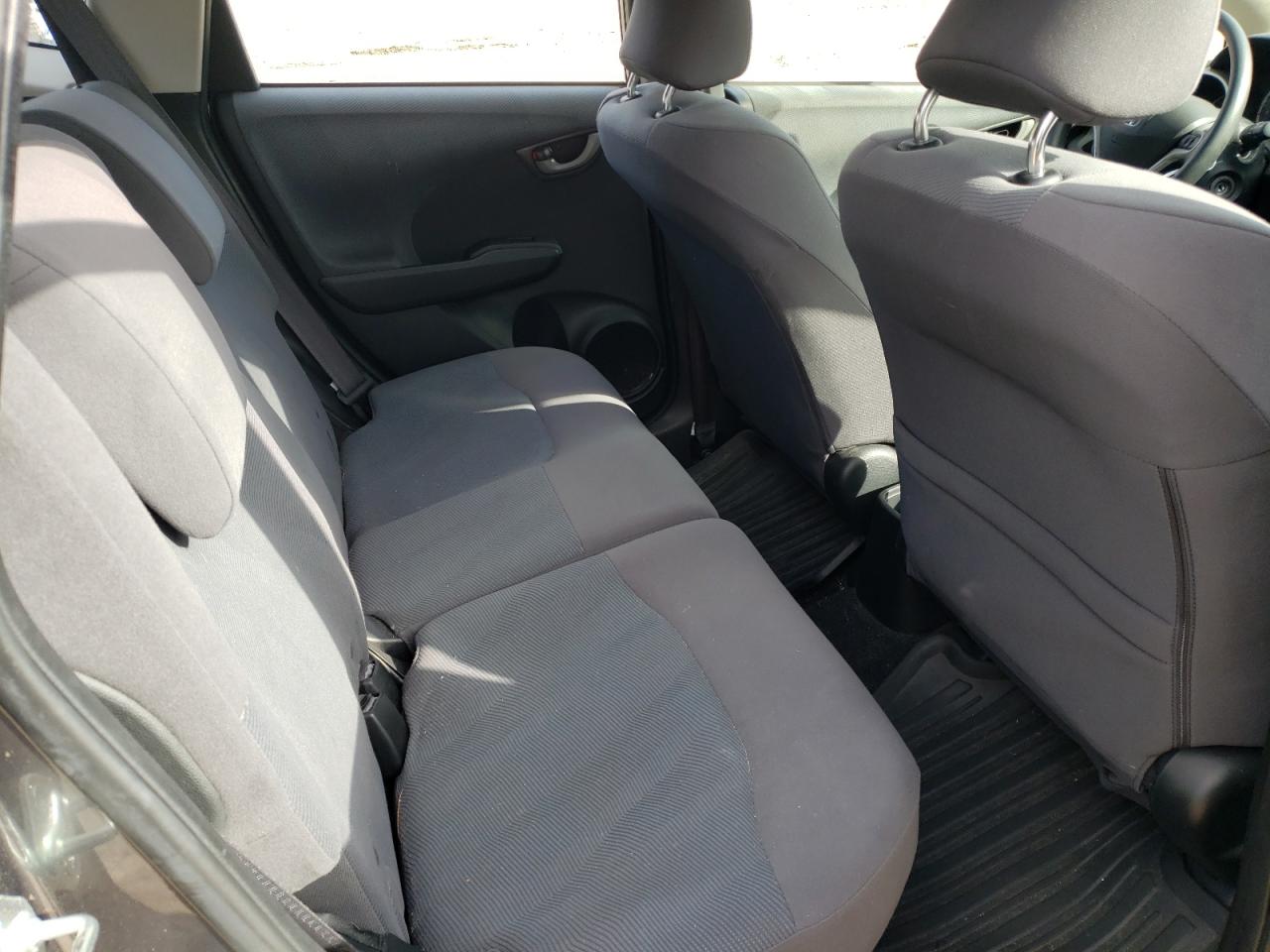 Photo 6 from auction – 2013 HONDA FIT with VIN JHMGE8H3XDC038688