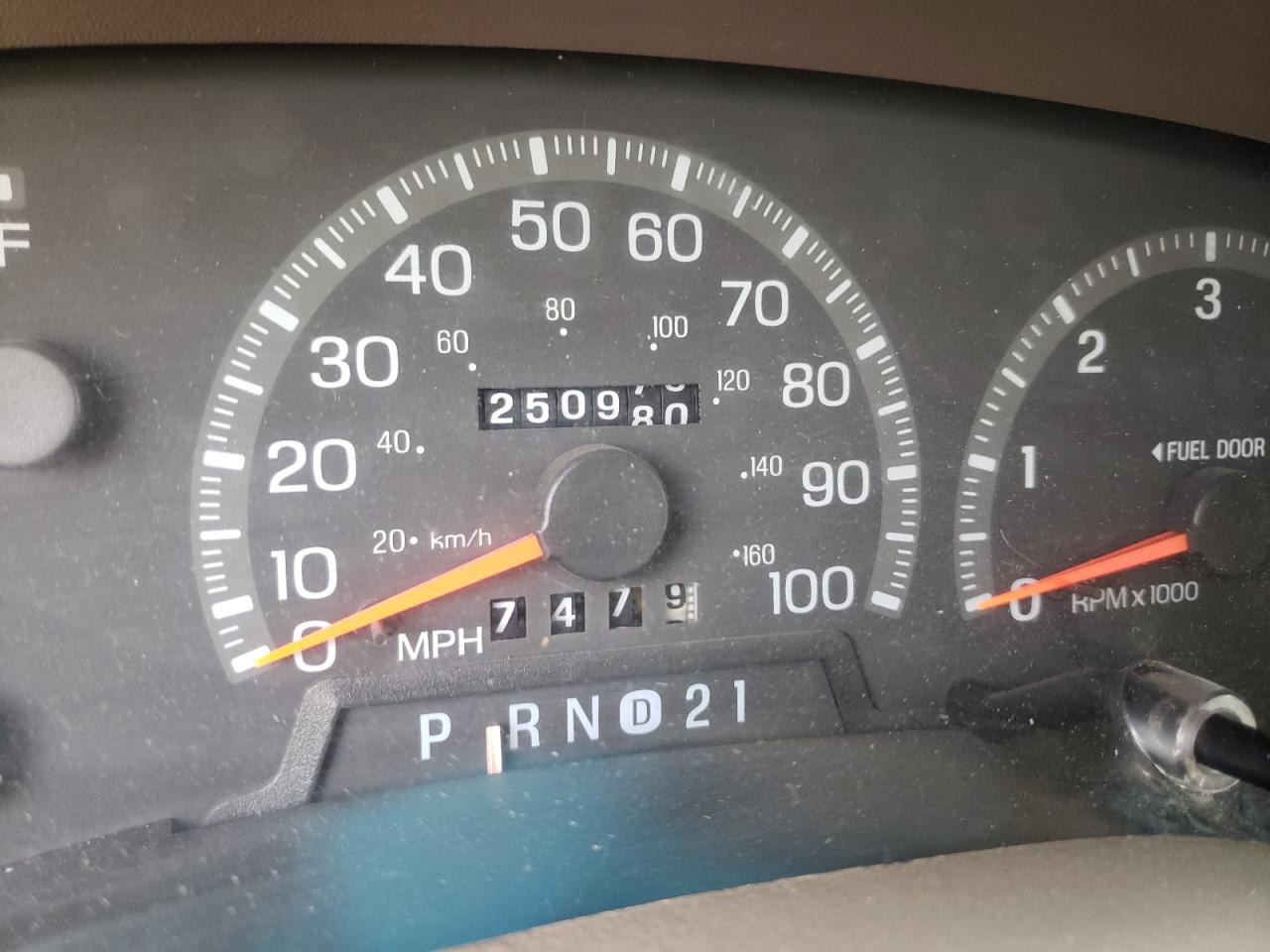 Photo 8 from auction – 1998 FORD EXPEDITION with VIN 1FMPU18L2WLB34860