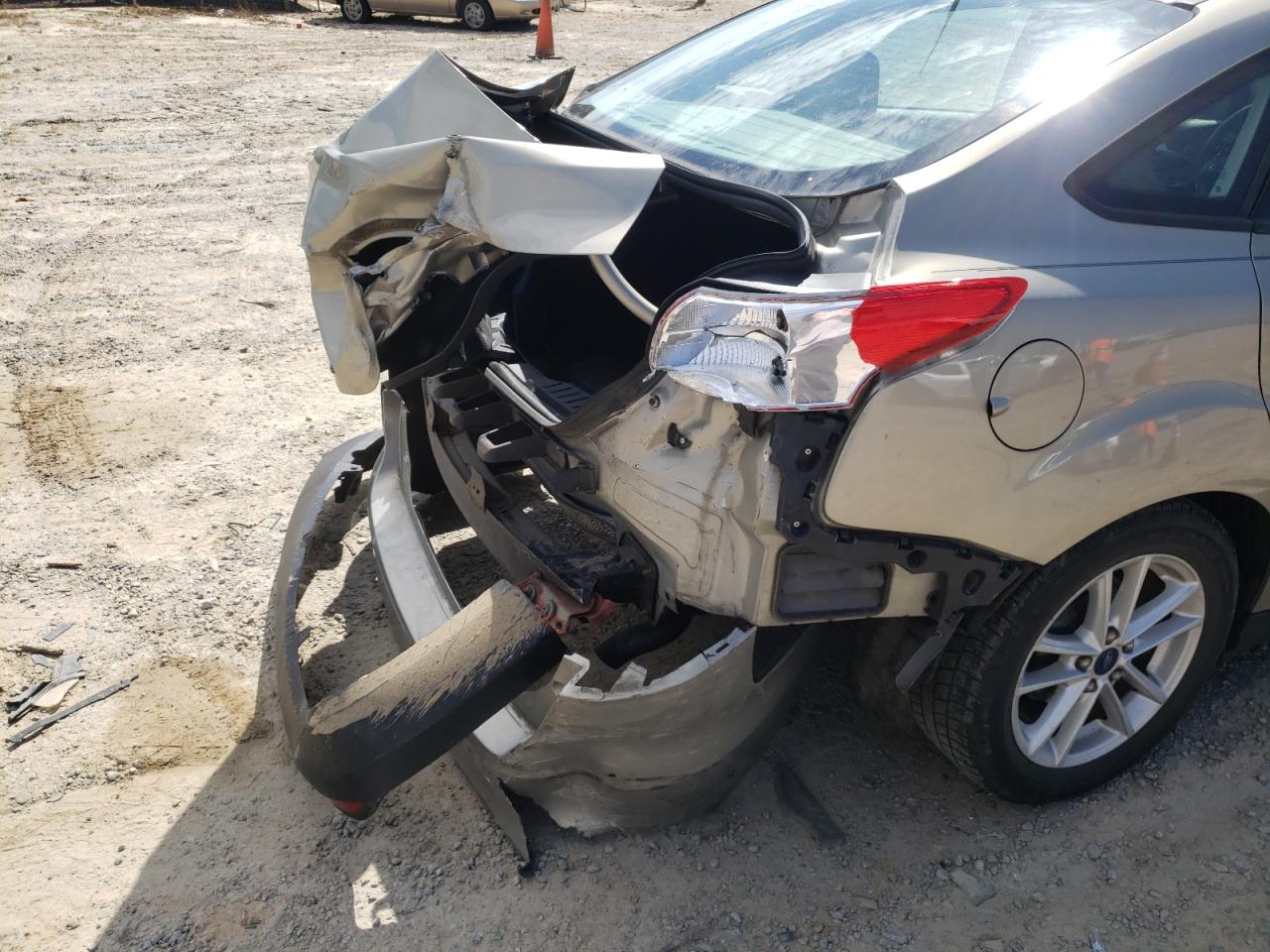 Photo 9 from auction – 2016 FORD FOCUS SE with VIN 1FADP3F27GL228325