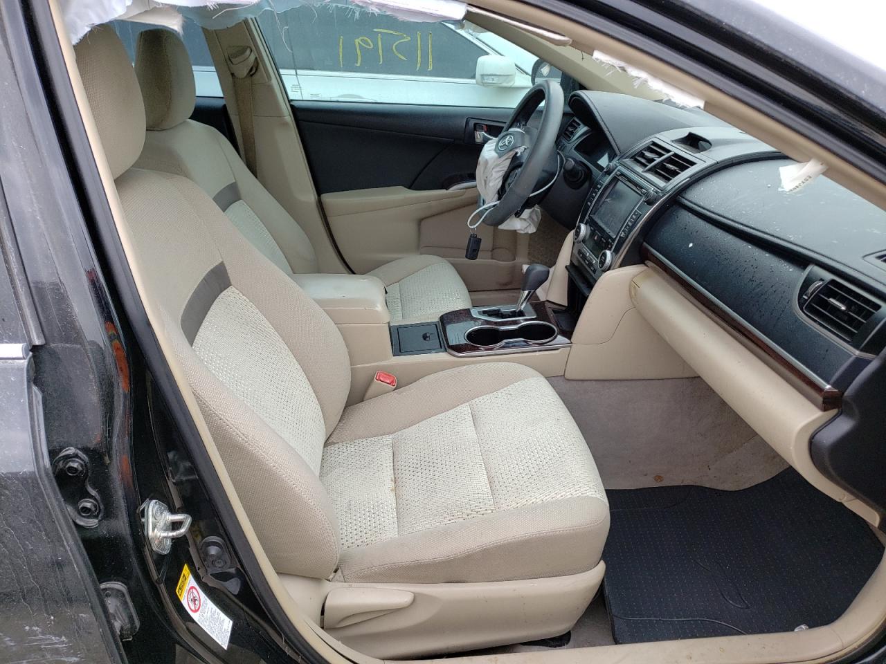 Photo 5 from auction – 2014 TOYOTA CAMRY L with VIN 4T4BF1FK8ER433704