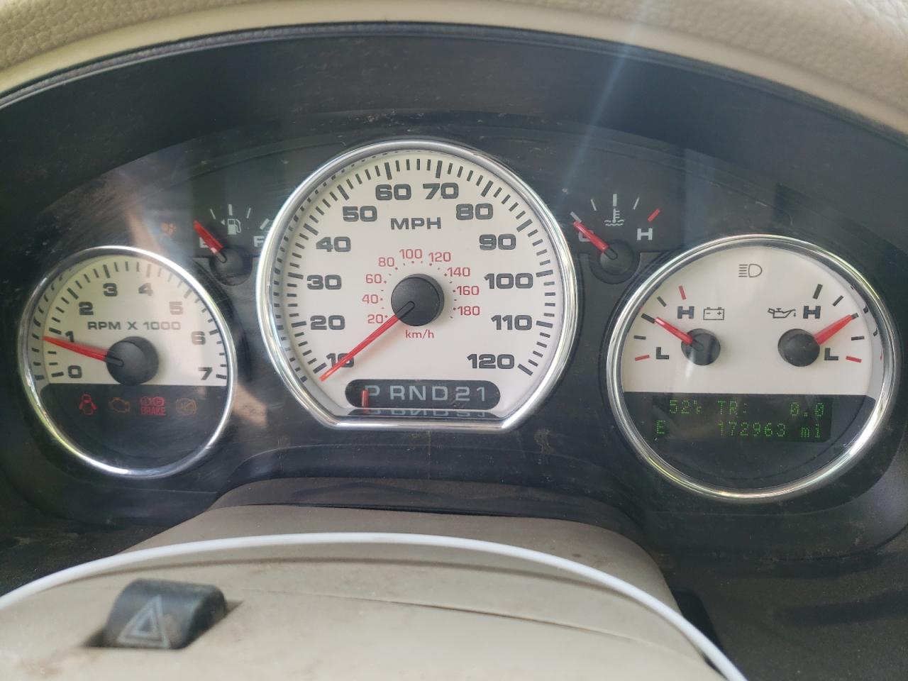 Photo 8 from auction – 2006 FORD F150 with VIN 1FTPX14V86NA98230