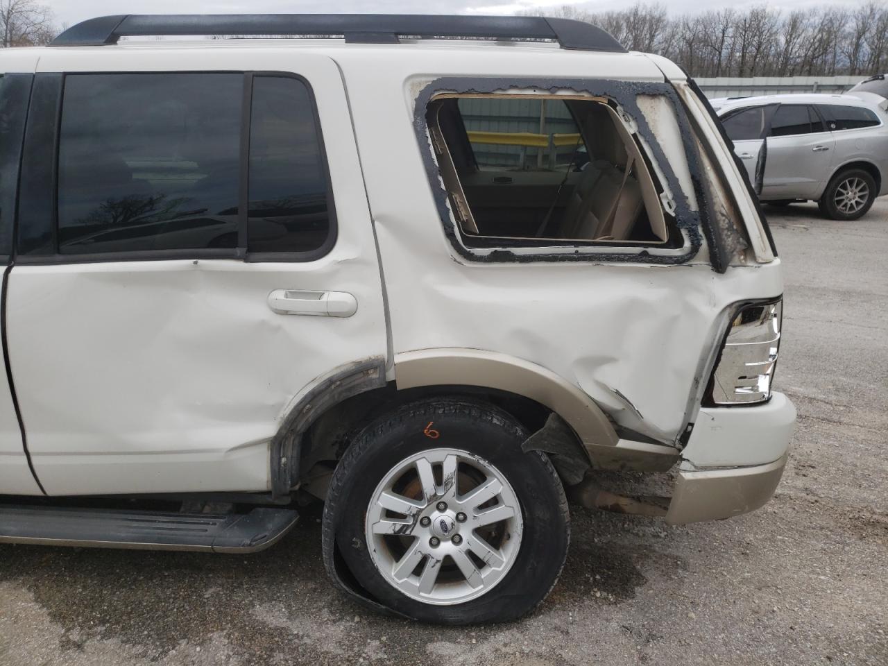 Photo 9 from auction – 2009 FORD EXPLORER E with VIN 1FMEU74E19UA40095