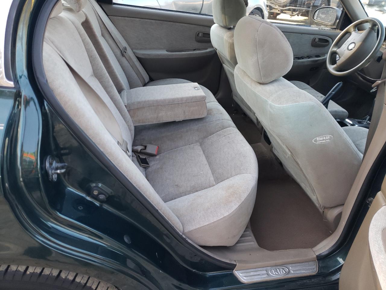 Foto 6 de la subasta – 2004 KIA OPTIMA LX con VIN KNAGD126845298846