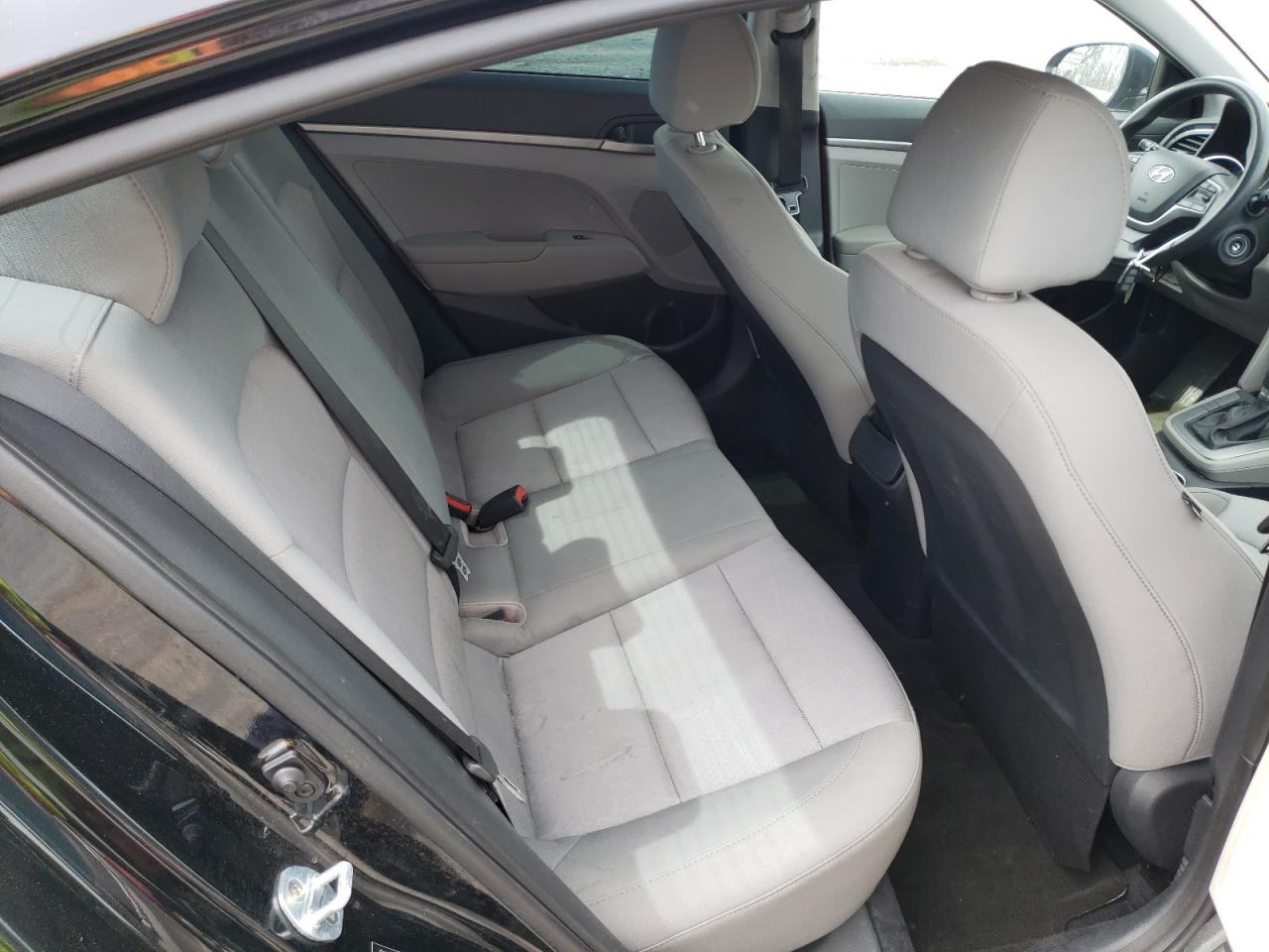 Photo 6 from auction – 2017 HYUNDAI ELANTRA SE with VIN 5NPD74LF5HH099790