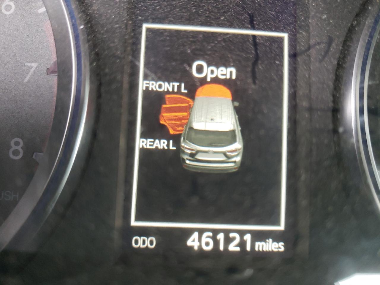 Photo 9 from auction – 2016 TOYOTA HIGHLANDER with VIN 5TDJKRFH4GS271120