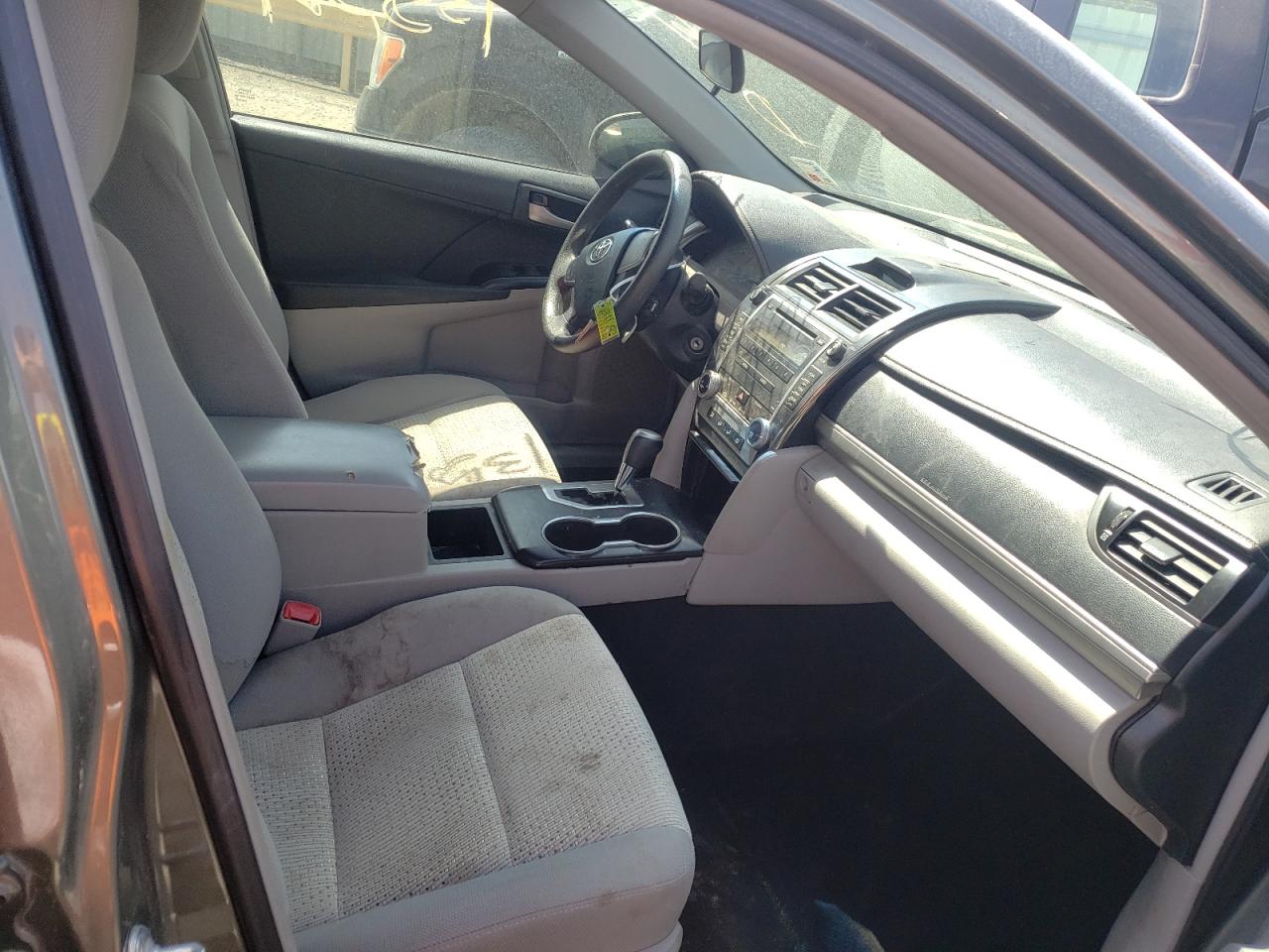 Photo 5 from auction – 2012 TOYOTA CAMRY BASE with VIN 4T4BF1FKXCR168961