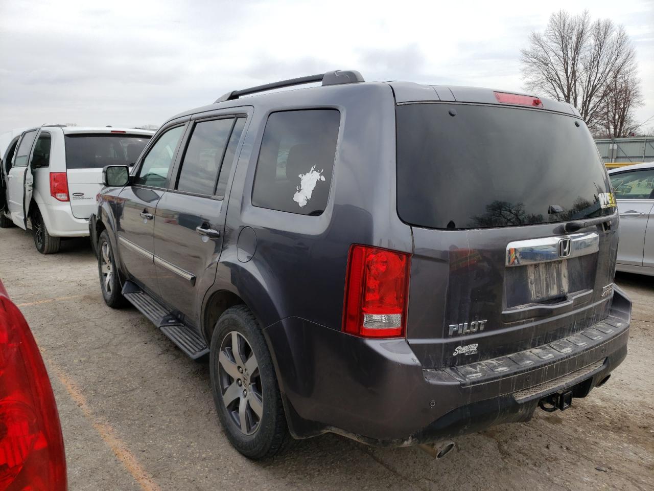 Photo 3 from auction – 2015 HONDA PILOT TOUR with VIN 5FNYF4H91FB069639