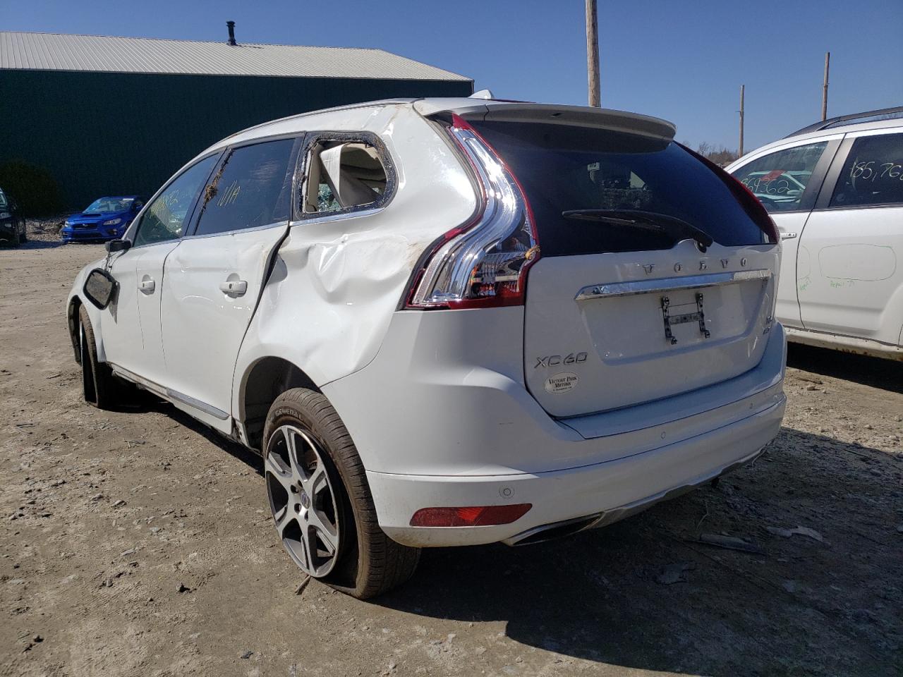 Photo 3 from auction – 2015 VOLVO XC60 T6 PR with VIN YV4902RB1F2576598