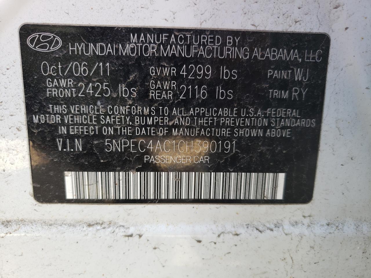 Photo 10 from auction – 2012 HYUNDAI SONATA SE with VIN 5NPEC4AC1CH390191