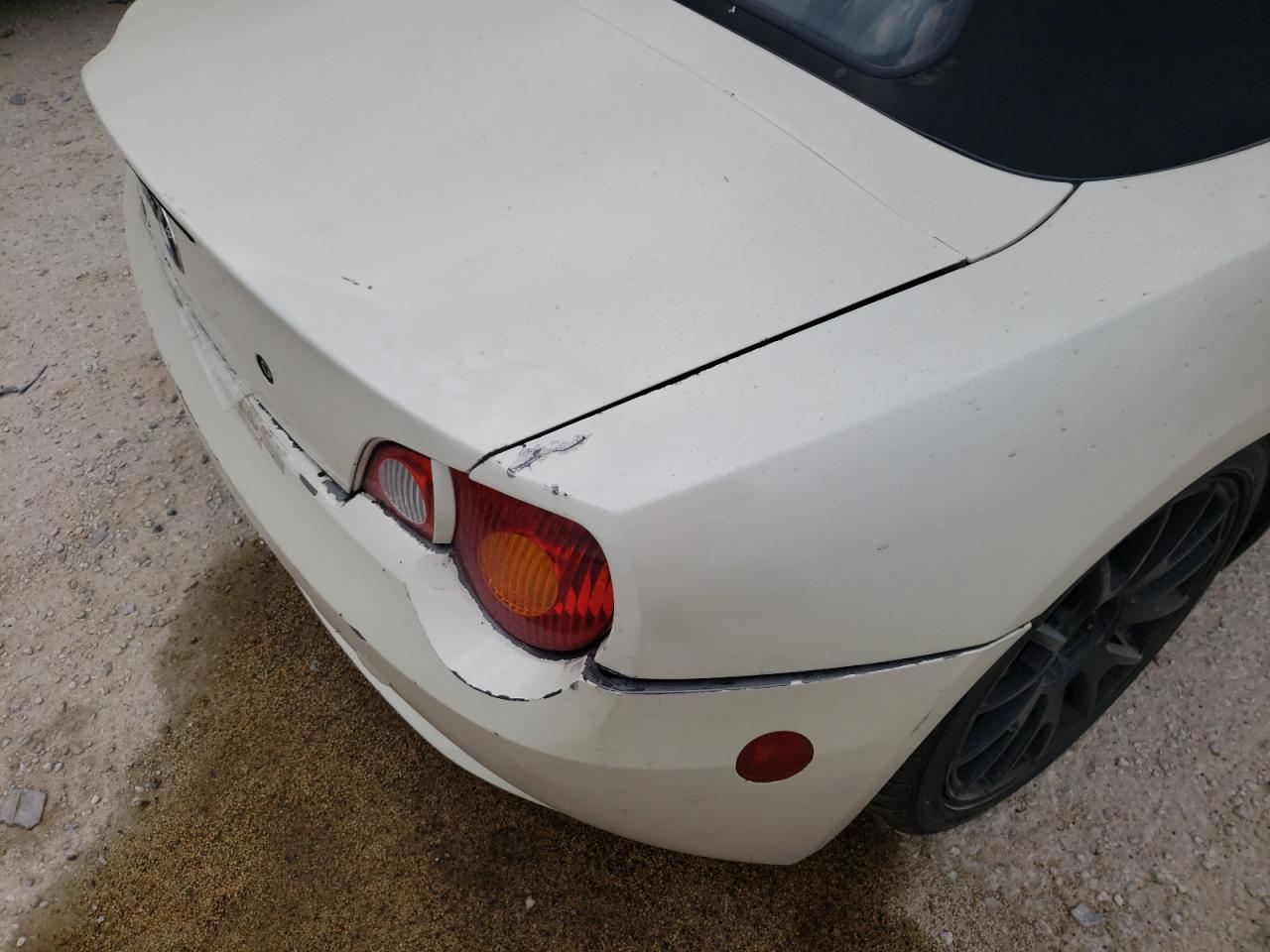 Photo 9 from auction – 2004 BMW Z4 2.5 with VIN 4USBT335X4LS50952