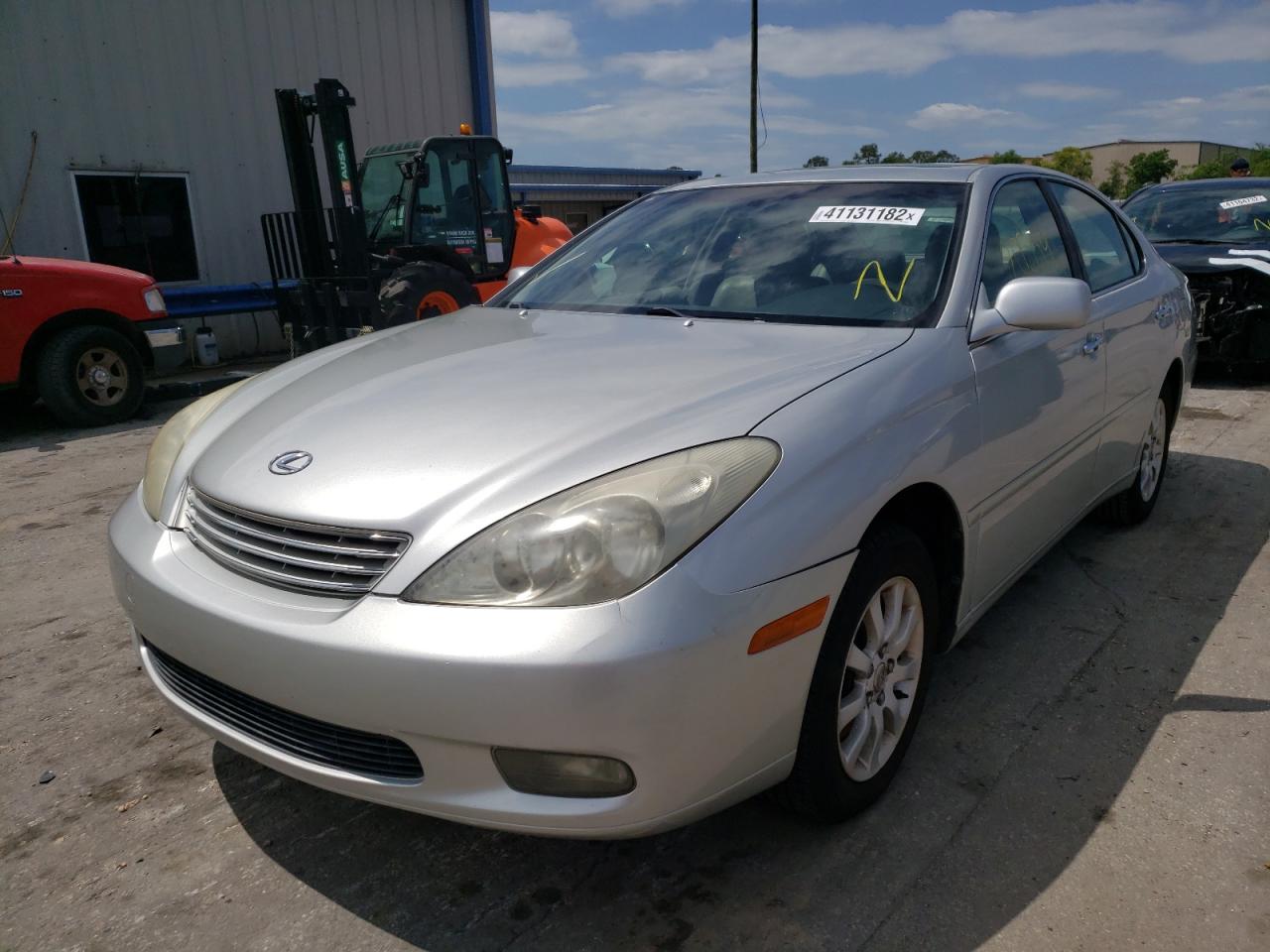 Photo 2 from auction – 2002 LEXUS ES 300 with VIN JTHBF30G725016545