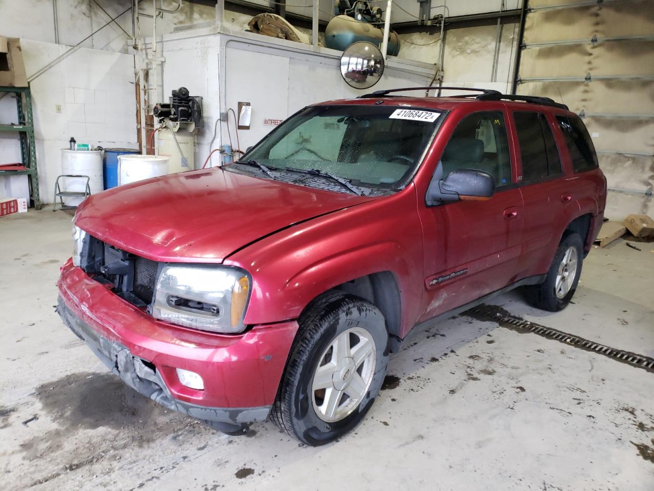 Photo 2 from auction – 2002 CHEVROLET TRAILBLAZE with VIN 1GNDT13S422240761
