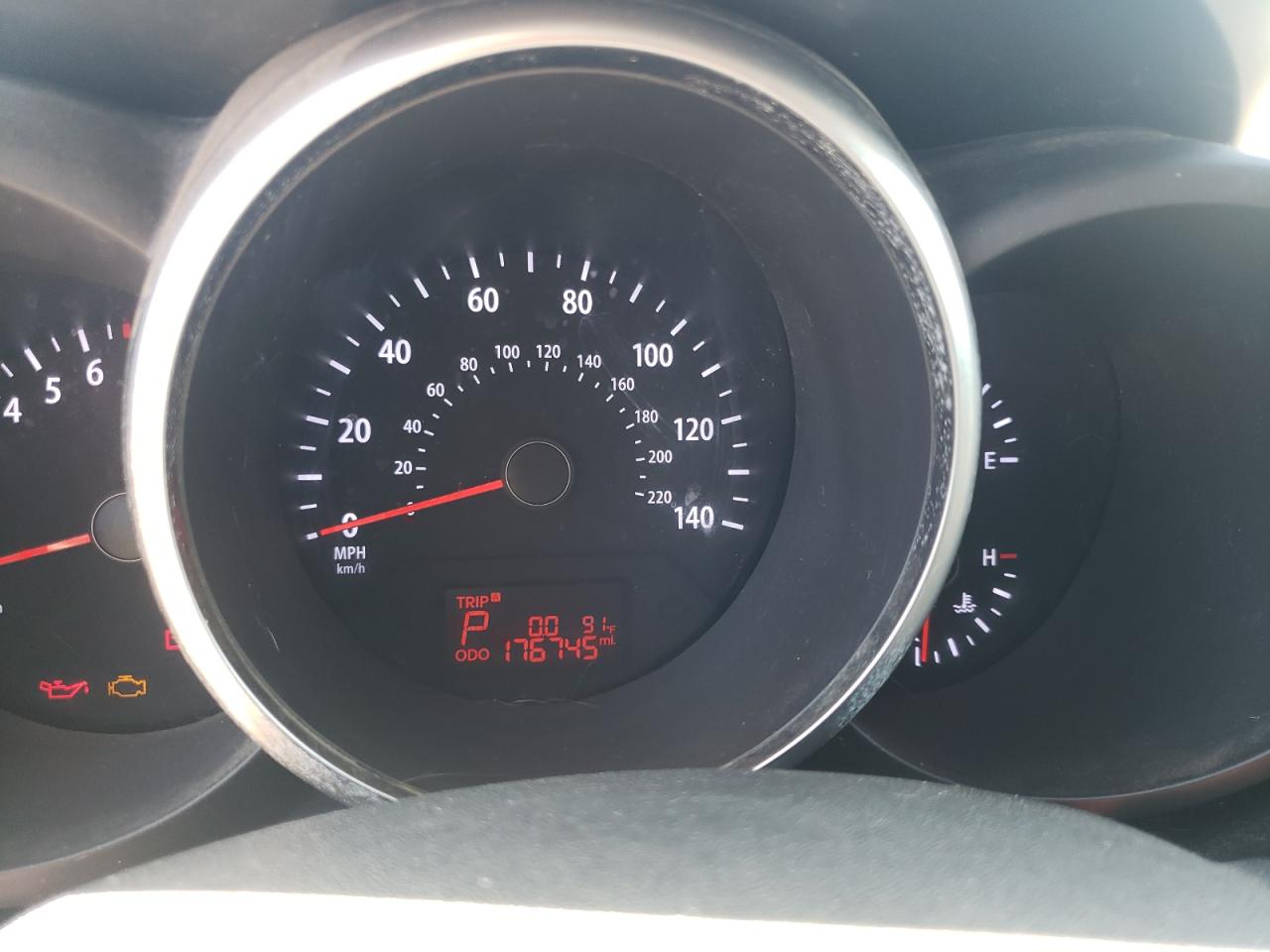 Photo 8 from auction – 2012 KIA SOUL + with VIN KNDJT2A6XC7370376
