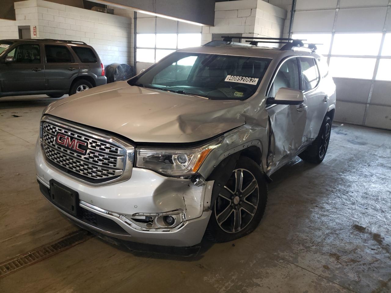 Photo 2 from auction – 2017 GMC ACADIA DEN with VIN 1GKKNPLSXHZ296687