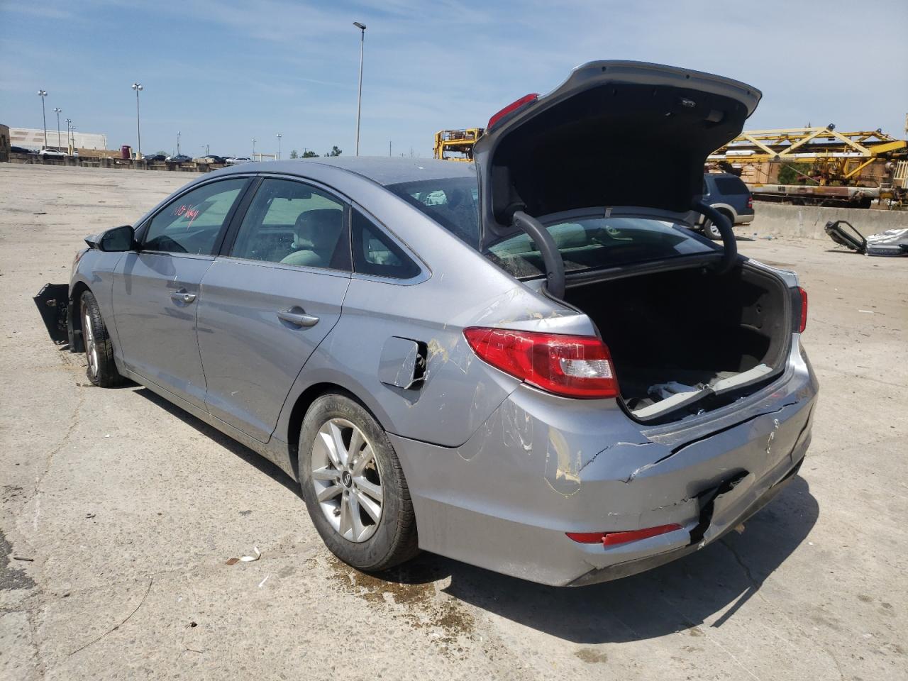 Photo 3 from auction – 2017 HYUNDAI SONATA SE with VIN 5NPE24AF2HH587648