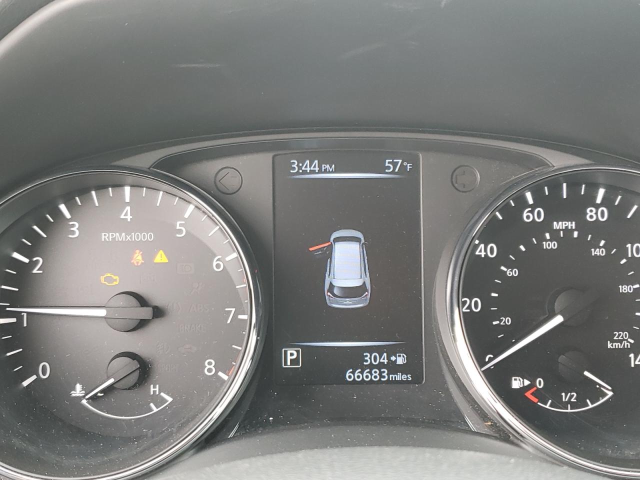 Photo 8 from auction – 2017 NISSAN ROGUE SV with VIN 5N1AT2MV2HC736361