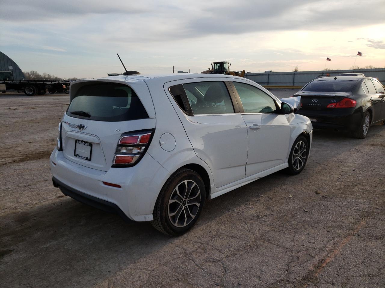 Photo 4 from auction – 2018 CHEVROLET SONIC LT with VIN 1G1JD6SB3J4124700