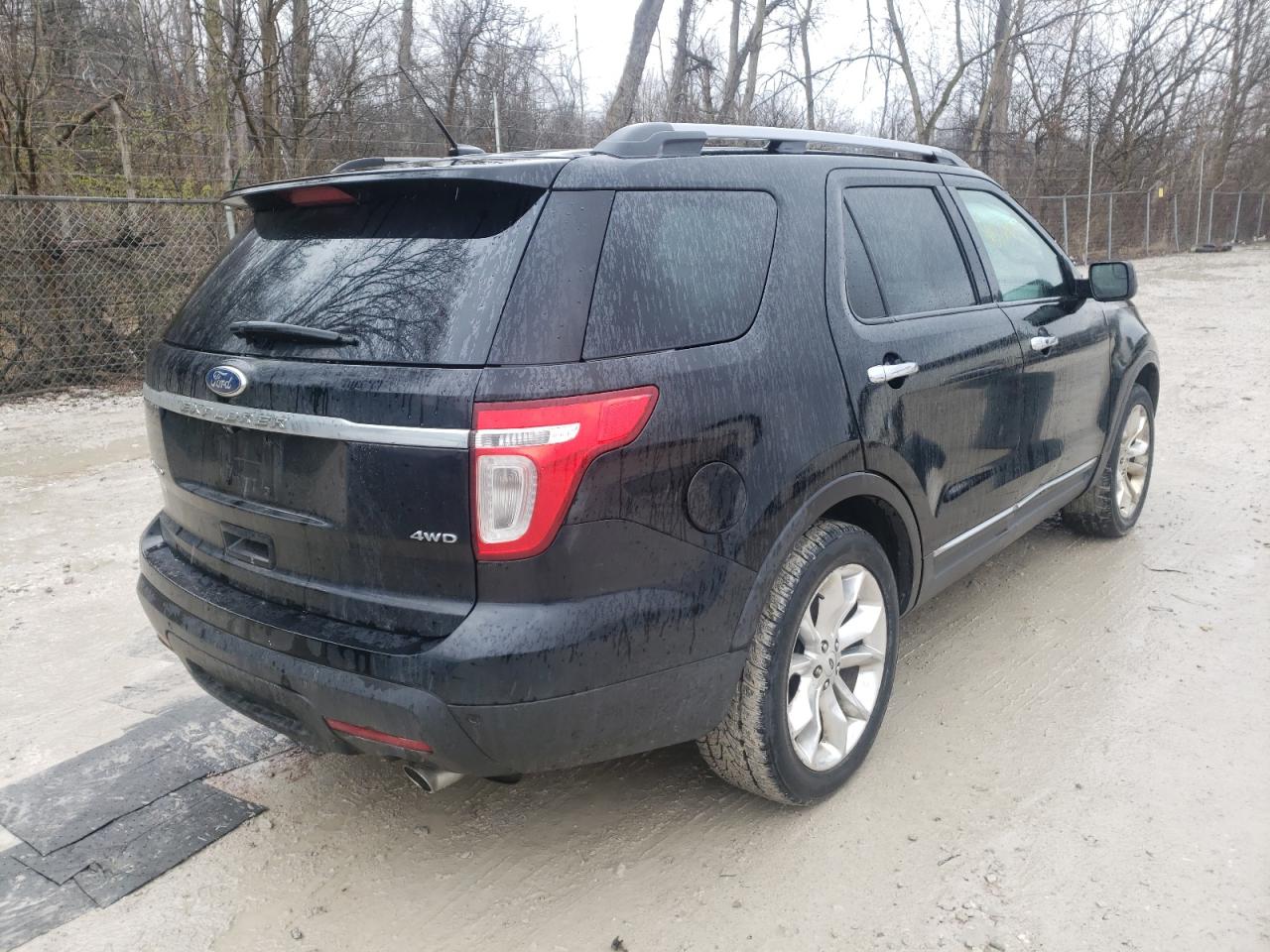 Photo 4 from auction – 2012 FORD EXPLORER L with VIN 1FMHK8F8XCGA24757