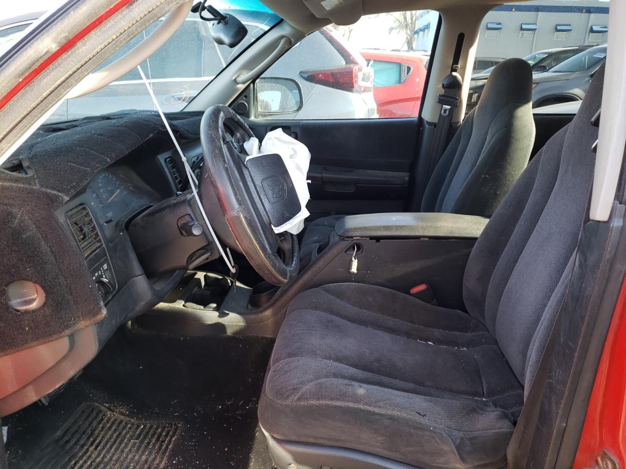 Photo 5 from auction – 2001 DODGE DAKOTA QUA with VIN 1B7GL2AN21S197111
