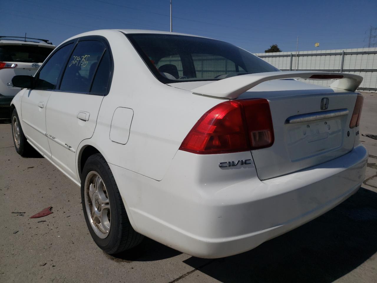 Photo 3 from auction – 2002 HONDA CIVIC LX with VIN 2HGES15632H548481