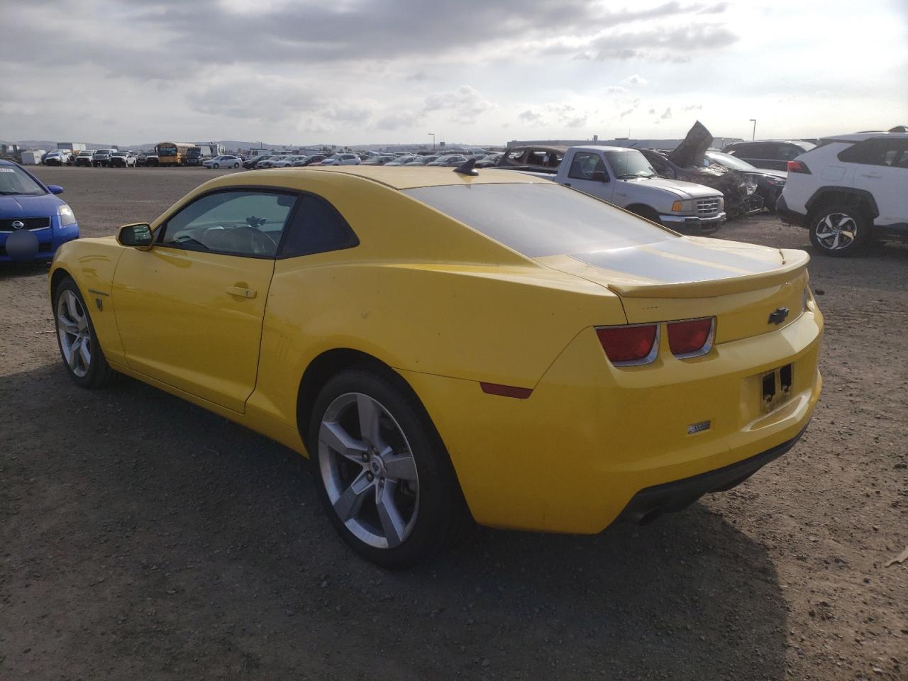 Photo 3 from auction – 2011 CHEVROLET CAMARO LT with VIN 2G1FB1ED2B9128912