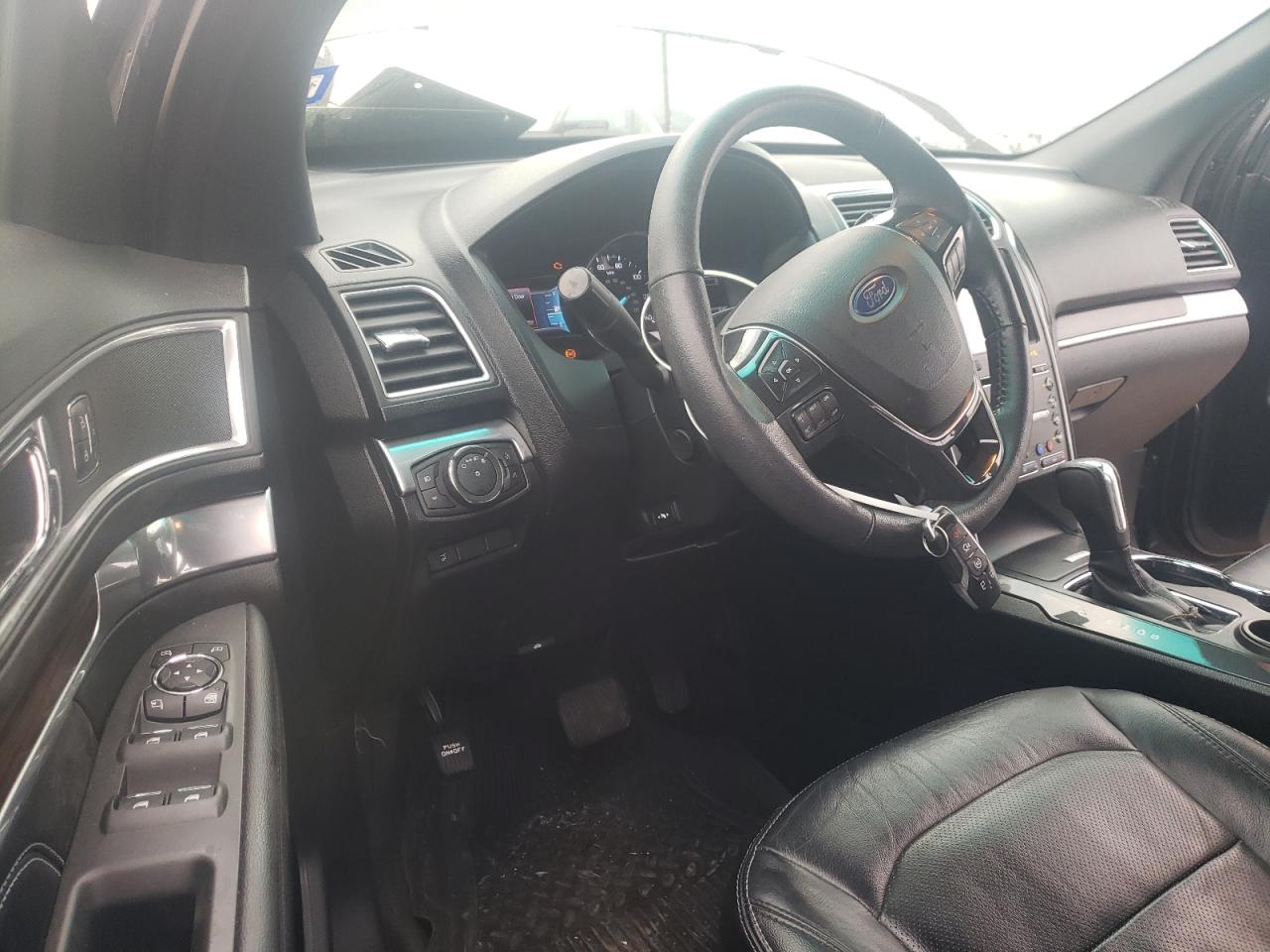 Photo 9 from auction – 2017 FORD EXPLORER L with VIN 1FM5K7F82HGA27124